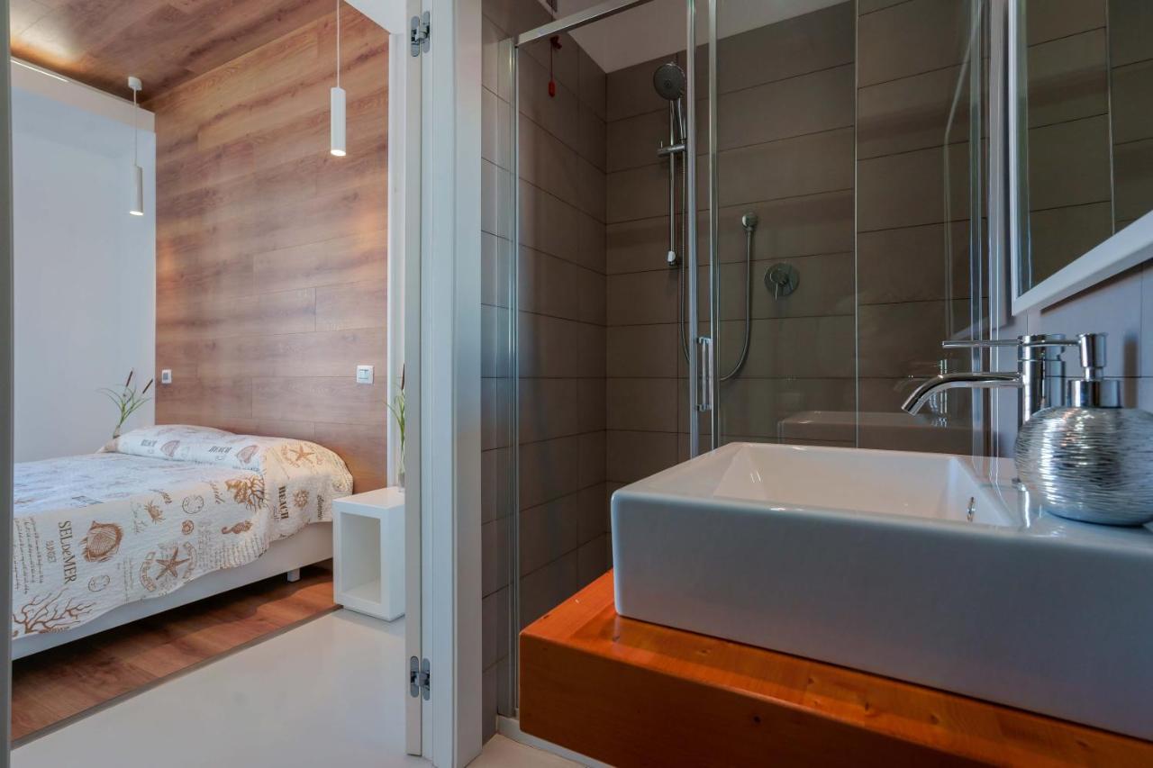 Lumiere Rooms - Eja Sardinia Cagliari Ngoại thất bức ảnh