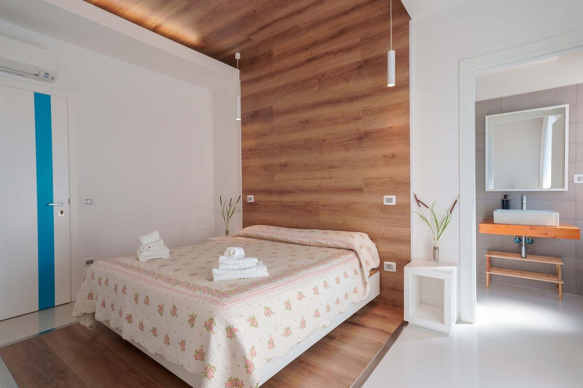 Lumiere Rooms - Eja Sardinia Cagliari Ngoại thất bức ảnh